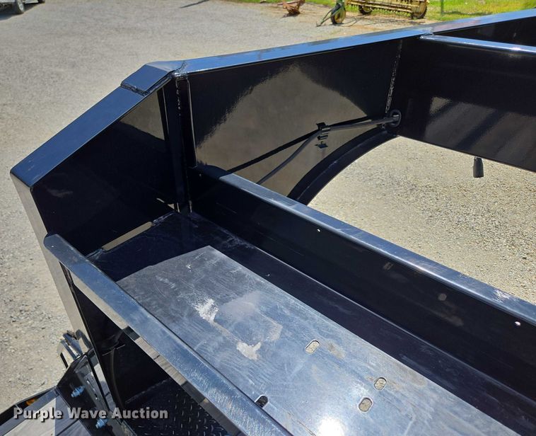 image for item EN2013 2023 Diamond C equipment trailer