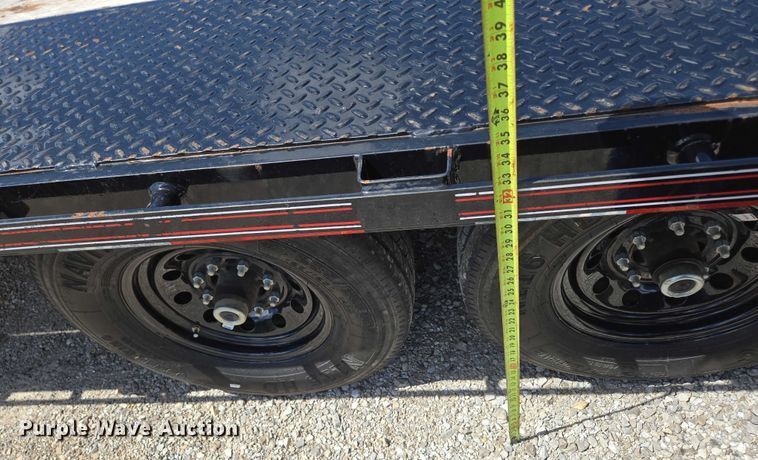 image for item EN2013 2023 Diamond C equipment trailer