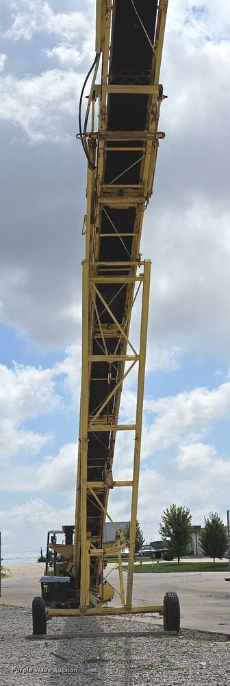 image for item EN3814 Material Conveyor