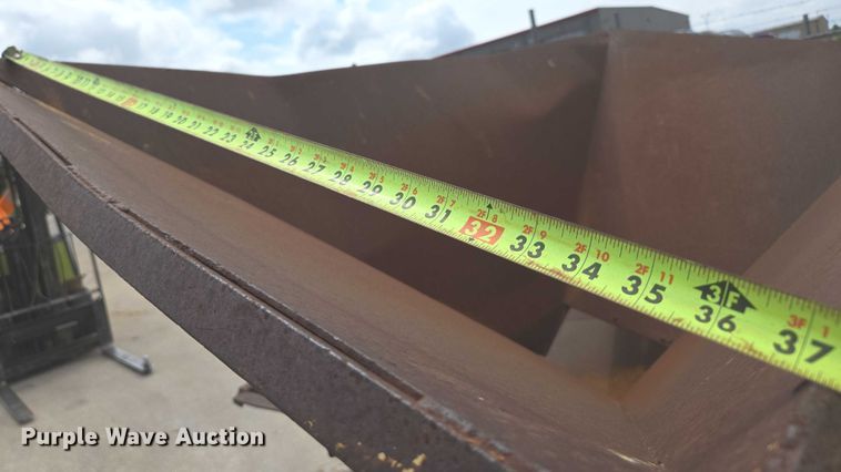 image for item EN3814 Material Conveyor