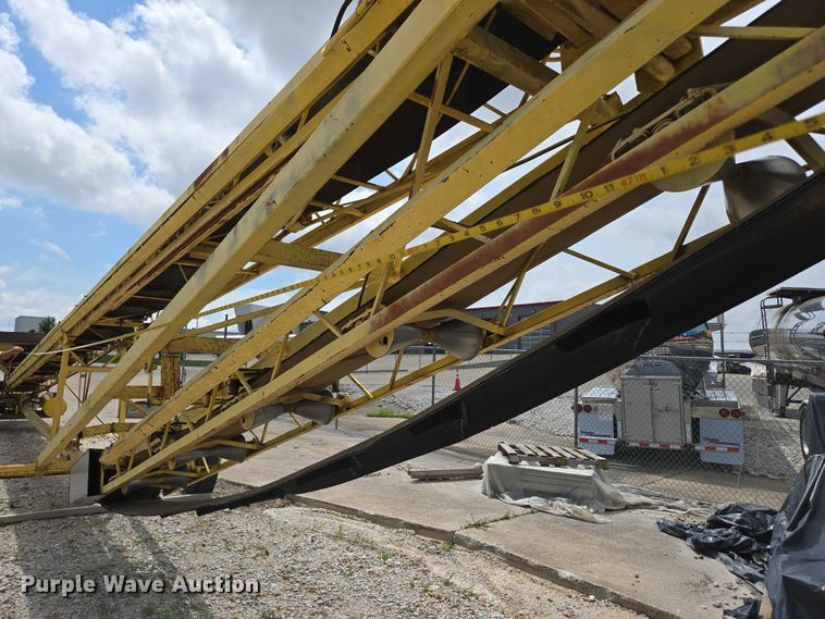 image for item EN3814 Material Conveyor