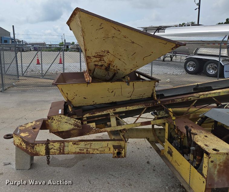 image for item EN3814 Material Conveyor