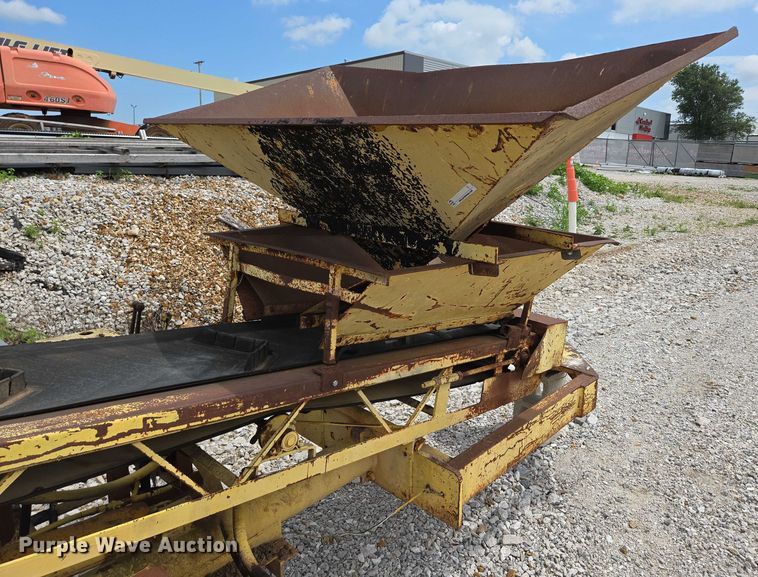 image for item EN3814 Material Conveyor