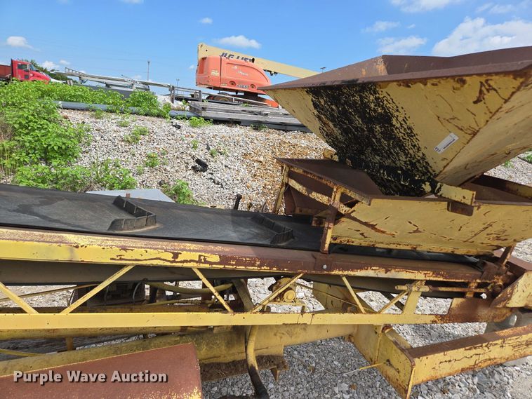 image for item EN3814 Material Conveyor