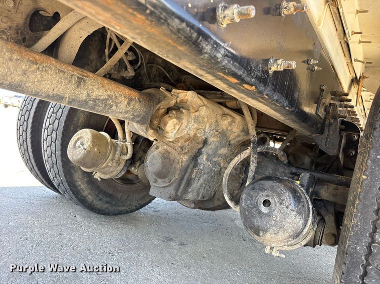 image for item EN4626 2007 International 7400 SBA 6X4 water truck