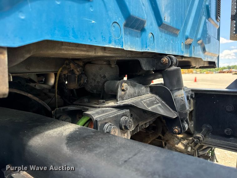 image for item EN4626 2007 International 7400 SBA 6X4 water truck