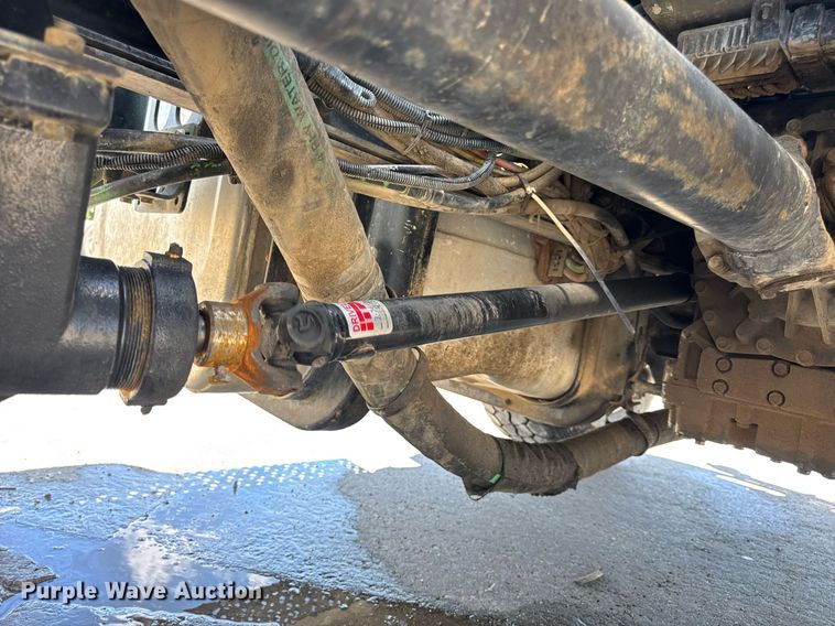 image for item EN4626 2007 International 7400 SBA 6X4 water truck