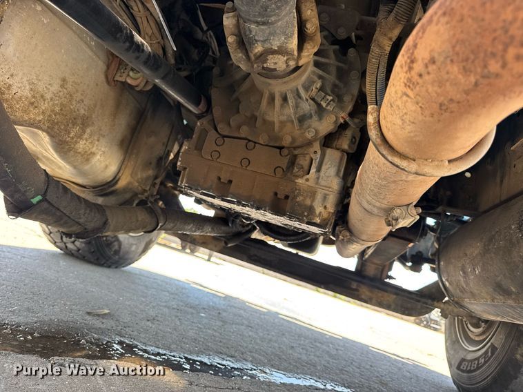 image for item EN4626 2007 International 7400 SBA 6X4 water truck