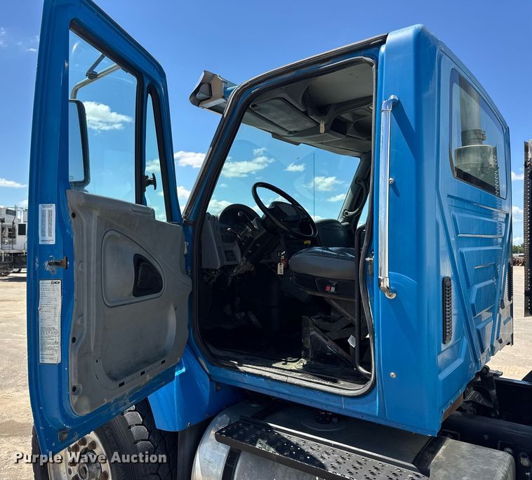 image for item EN4626 2007 International 7400 SBA 6X4 water truck