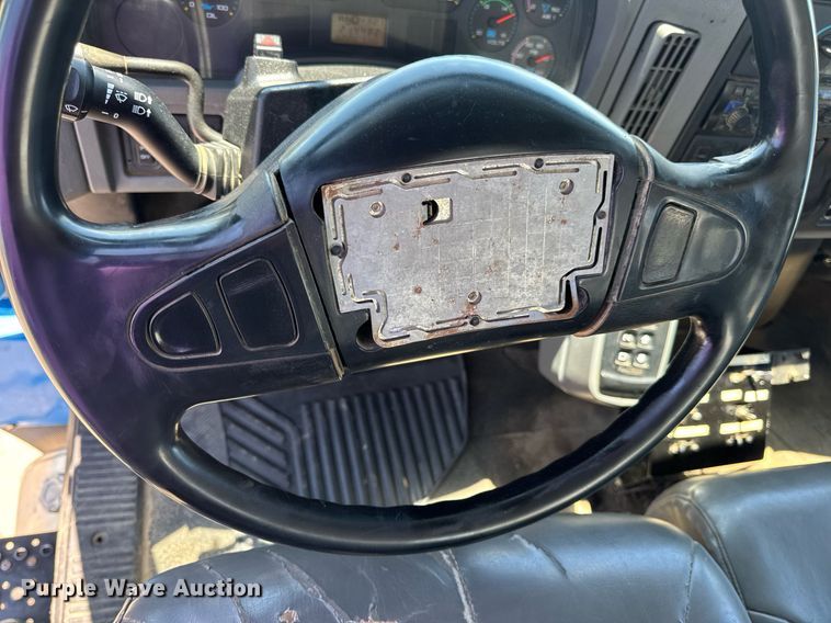 image for item EN4626 2007 International 7400 SBA 6X4 water truck