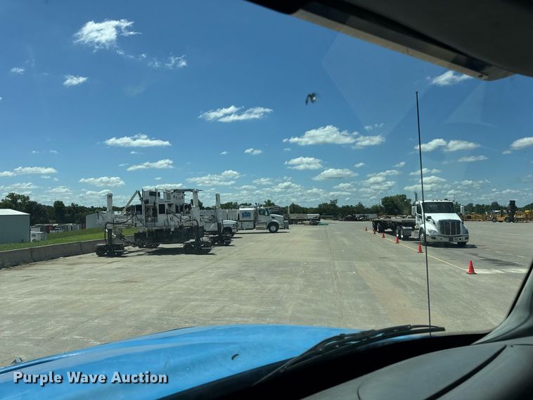 image for item EN4626 2007 International 7400 SBA 6X4 water truck