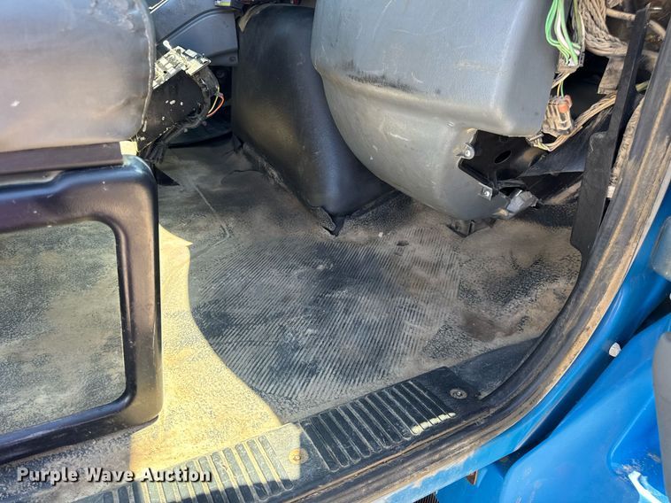 image for item EN4626 2007 International 7400 SBA 6X4 water truck