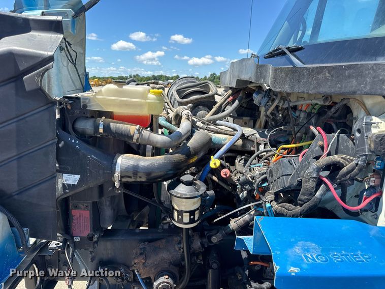 image for item EN4626 2007 International 7400 SBA 6X4 water truck