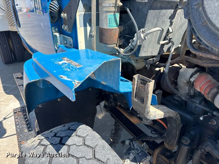 image for item EN4626 2007 International 7400 SBA 6X4 water truck