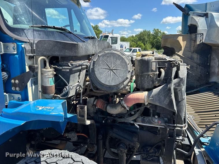 image for item EN4626 2007 International 7400 SBA 6X4 water truck