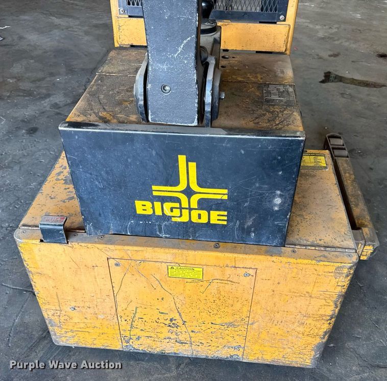 image for item EN4636 Big Joe PDM30-130 pallet jack