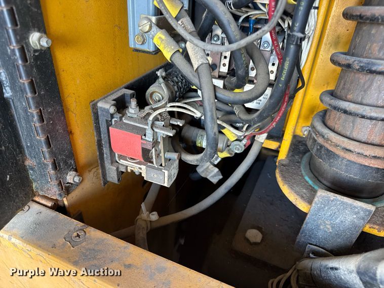 image for item EN4636 Big Joe PDM30-130 pallet jack