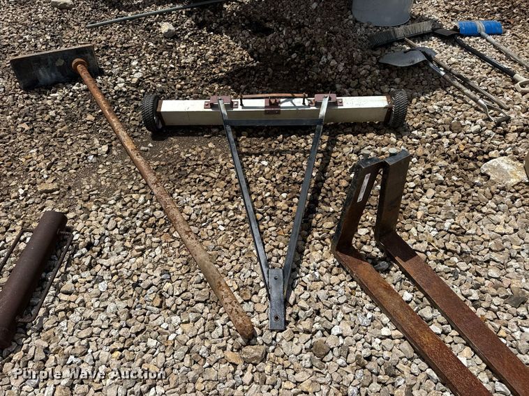 image for item EN4638 Fork lift attachments