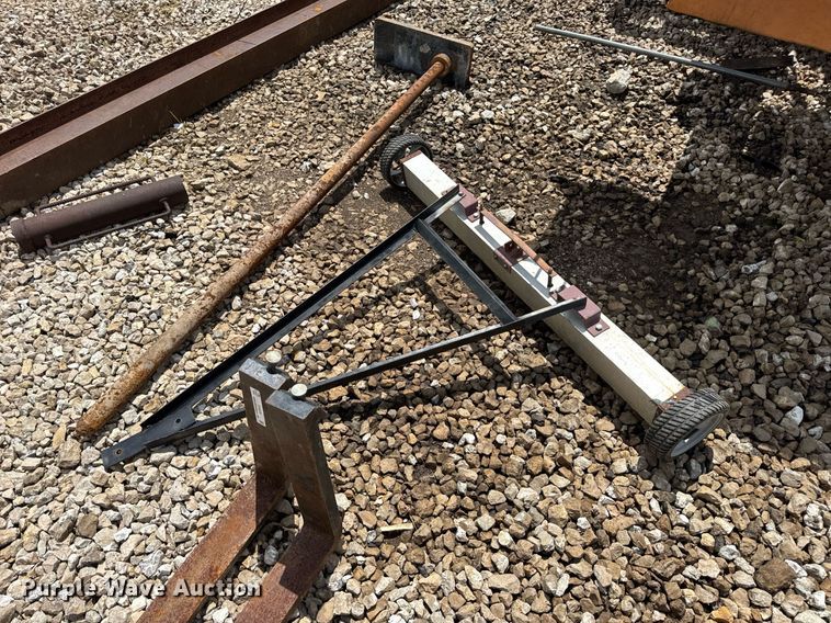 image for item EN4638 Fork lift attachments