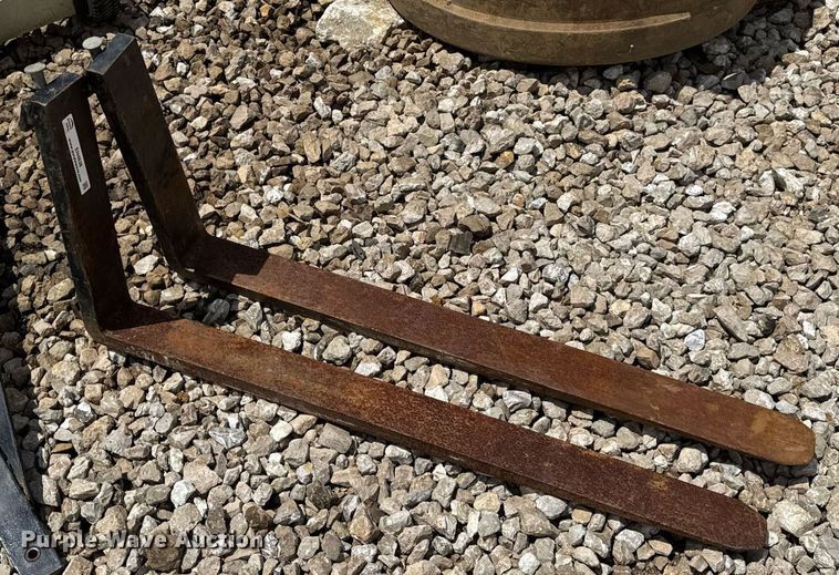 image for item EN4638 Fork lift attachments