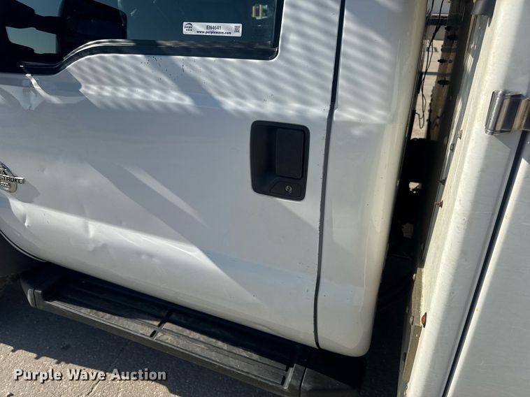 image for item EN4641 2011 Ford F550 XL bucket truck