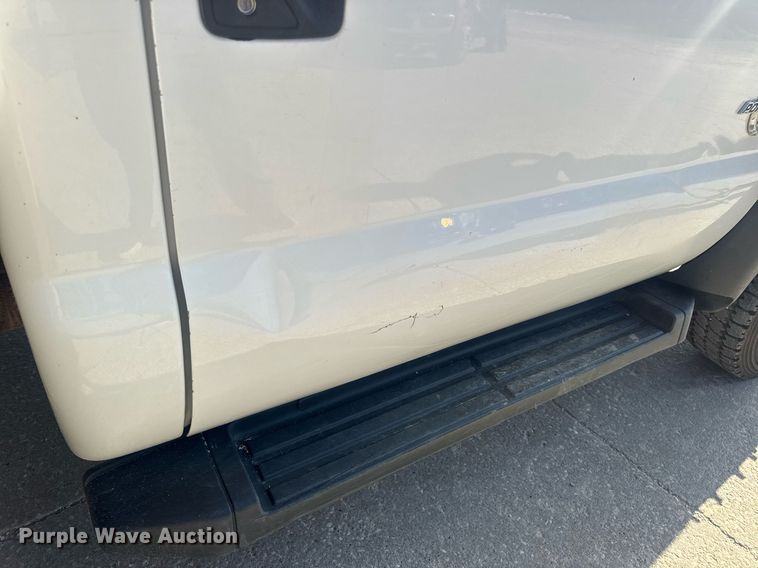 image for item EN4641 2011 Ford F550 XL bucket truck