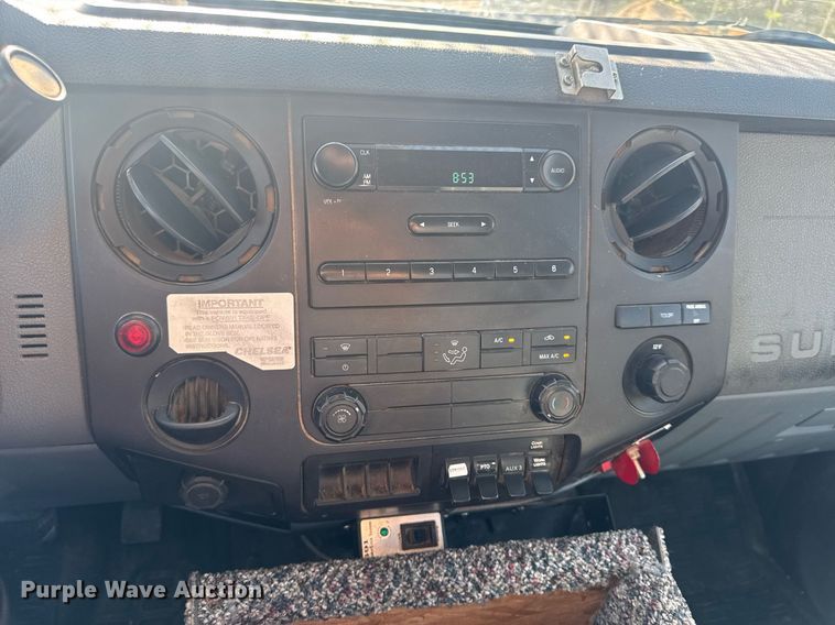 image for item EN4641 2011 Ford F550 XL bucket truck