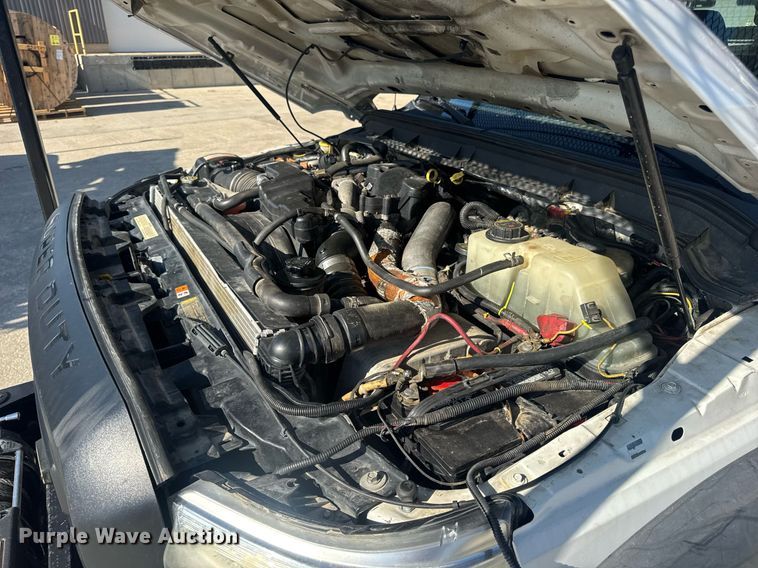 image for item EN4641 2011 Ford F550 XL bucket truck