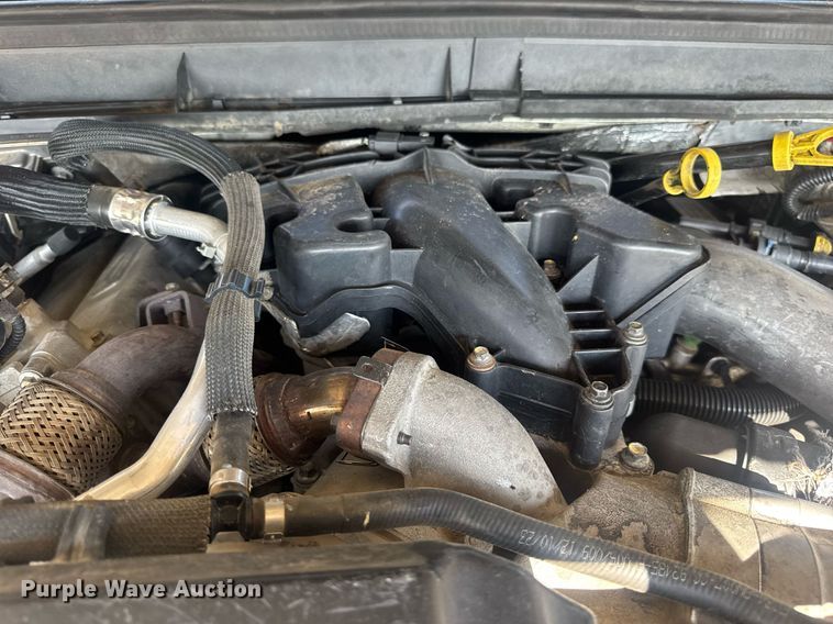 image for item EN4641 2011 Ford F550 XL bucket truck