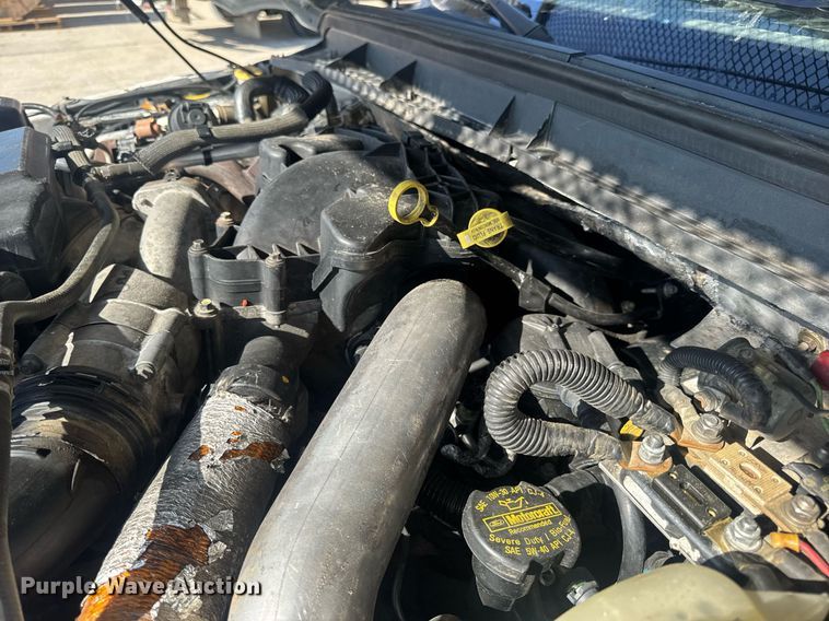 image for item EN4641 2011 Ford F550 XL bucket truck