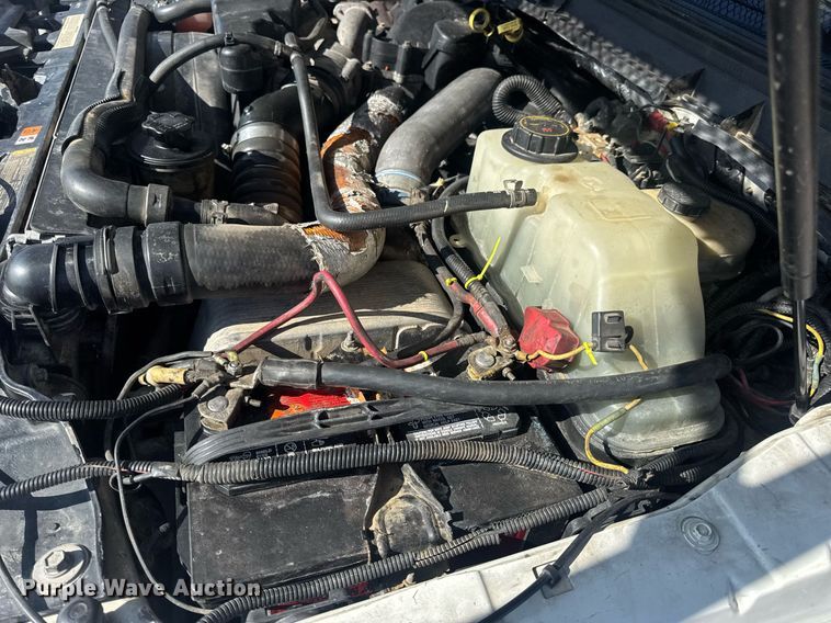 image for item EN4641 2011 Ford F550 XL bucket truck