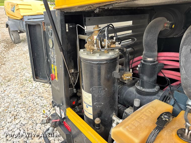 image for item EN4674 2013 Kaeser M57 air compressor