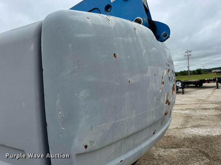 image for item EN4676 2013 Genie S-65 boom lift