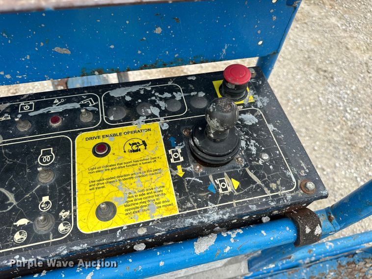 image for item EN4676 2013 Genie S-65 boom lift