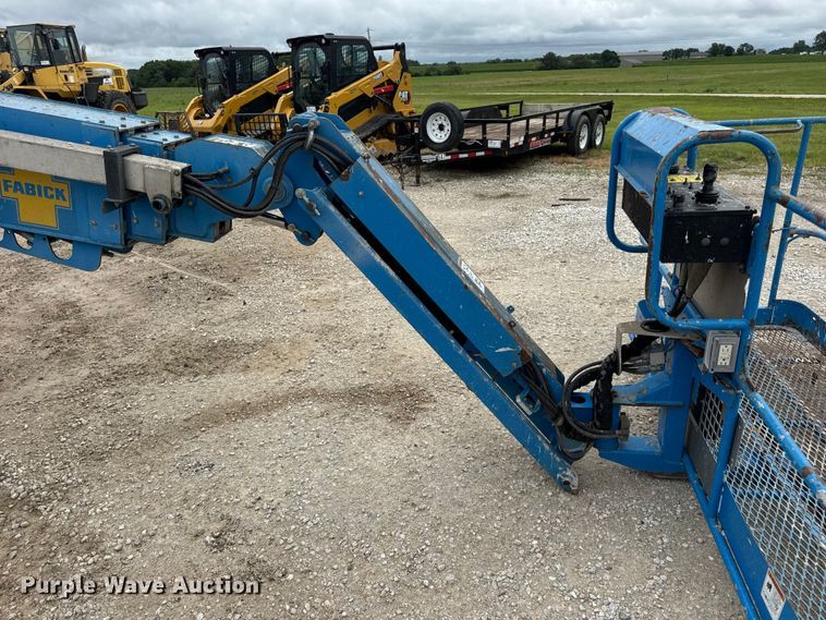 image for item EN4676 2013 Genie S-65 boom lift