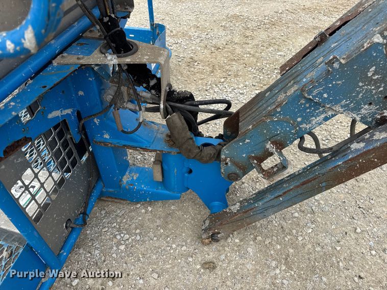 image for item EN4676 2013 Genie S-65 boom lift