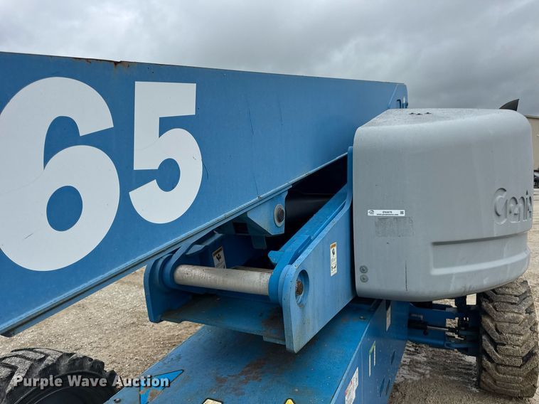 image for item EN4676 2013 Genie S-65 boom lift