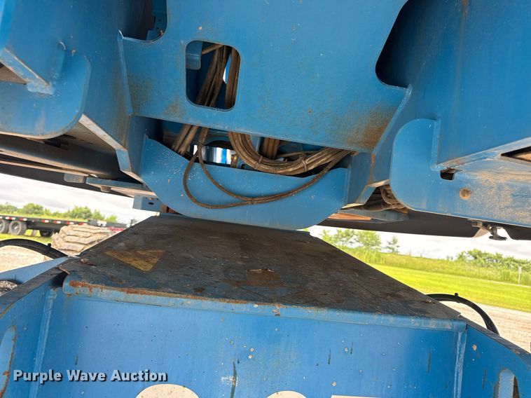 image for item EN4676 2013 Genie S-65 boom lift
