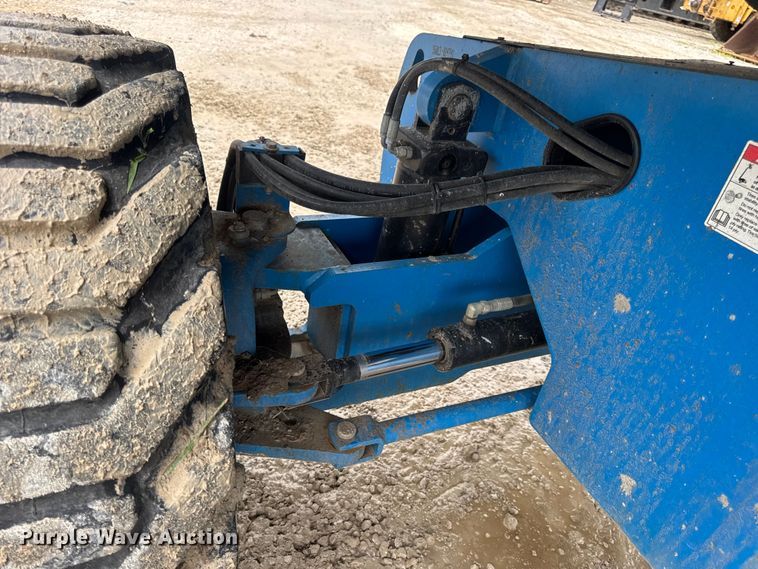 image for item EN4676 2013 Genie S-65 boom lift