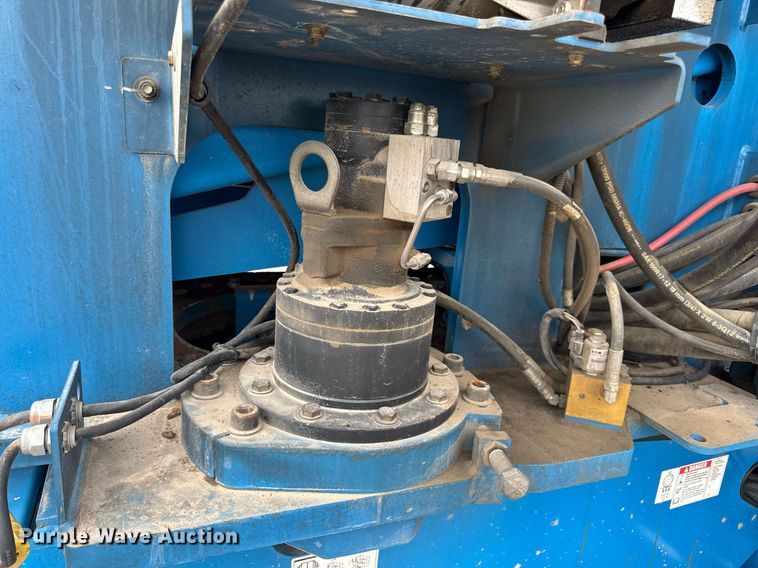 image for item EN4676 2013 Genie S-65 boom lift