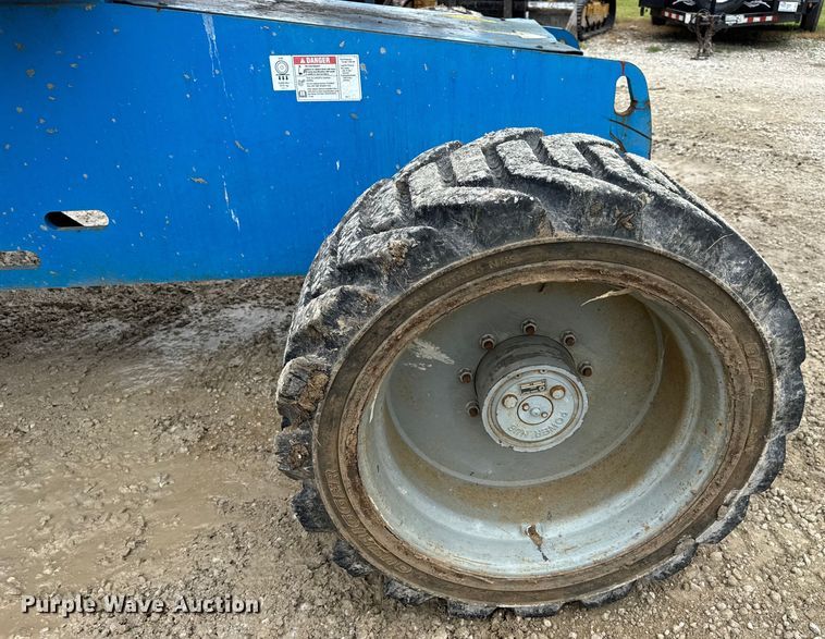 image for item EN4676 2013 Genie S-65 boom lift