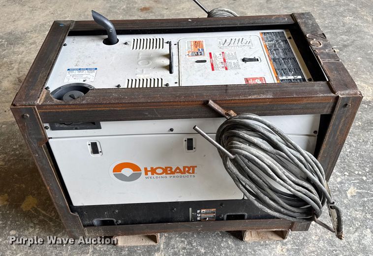 image for item EN4677 Hobart Champion Elite 225 welder/generator