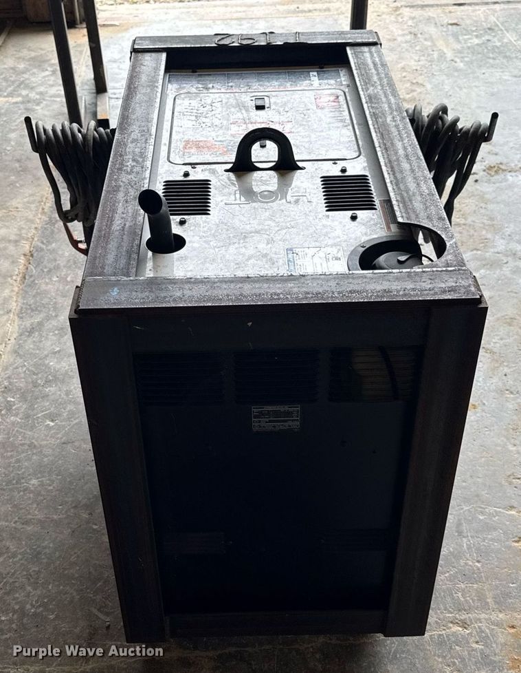 image for item EN4677 Hobart Champion Elite 225 welder/generator