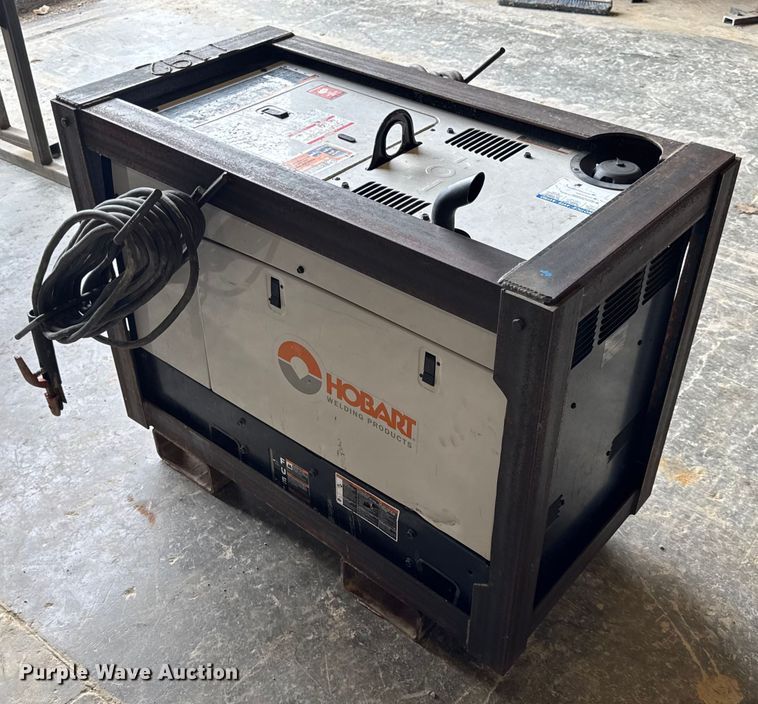image for item EN4677 Hobart Champion Elite 225 welder/generator