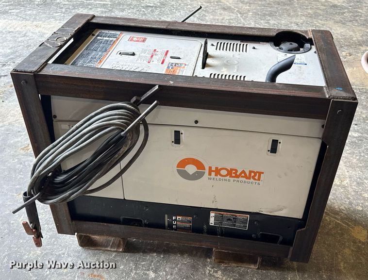 image for item EN4677 Hobart Champion Elite 225 welder/generator