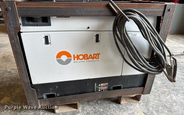 image for item EN4677 Hobart Champion Elite 225 welder/generator