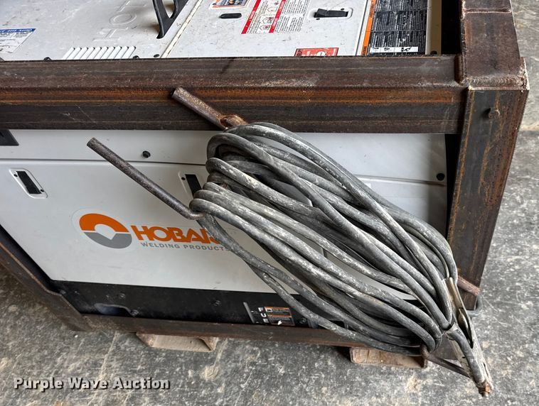 image for item EN4677 Hobart Champion Elite 225 welder/generator