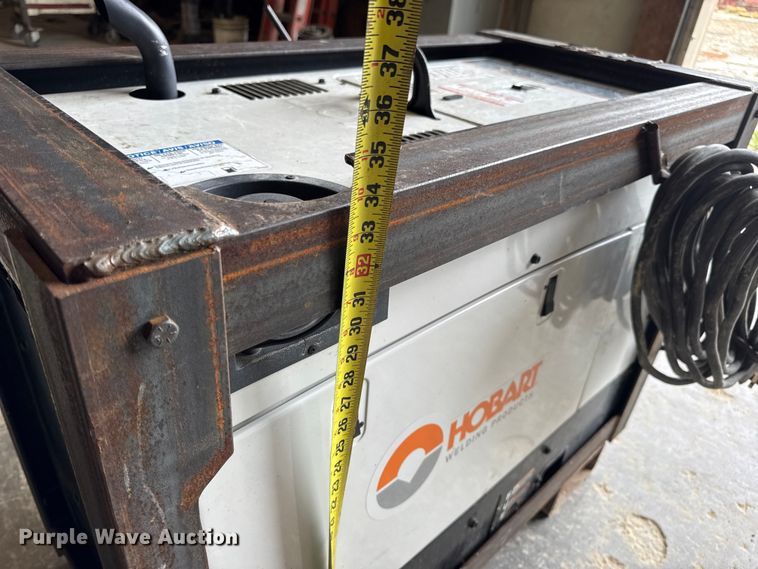 image for item EN4677 Hobart Champion Elite 225 welder/generator