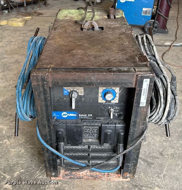 image for item EN4678 Miller Bobcat 225 welder/generator