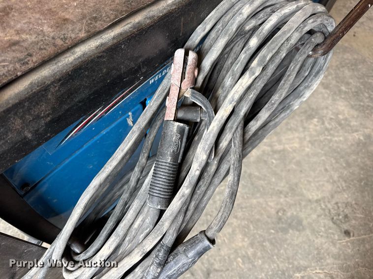 image for item EN4678 Miller Bobcat 225 welder/generator